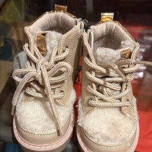 Tan and White Fur-Lined Boots for Cozy Comfort